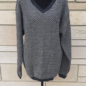 Vintage Resolute Bay Chunky Knit Sweater Size M Soft and Cozy